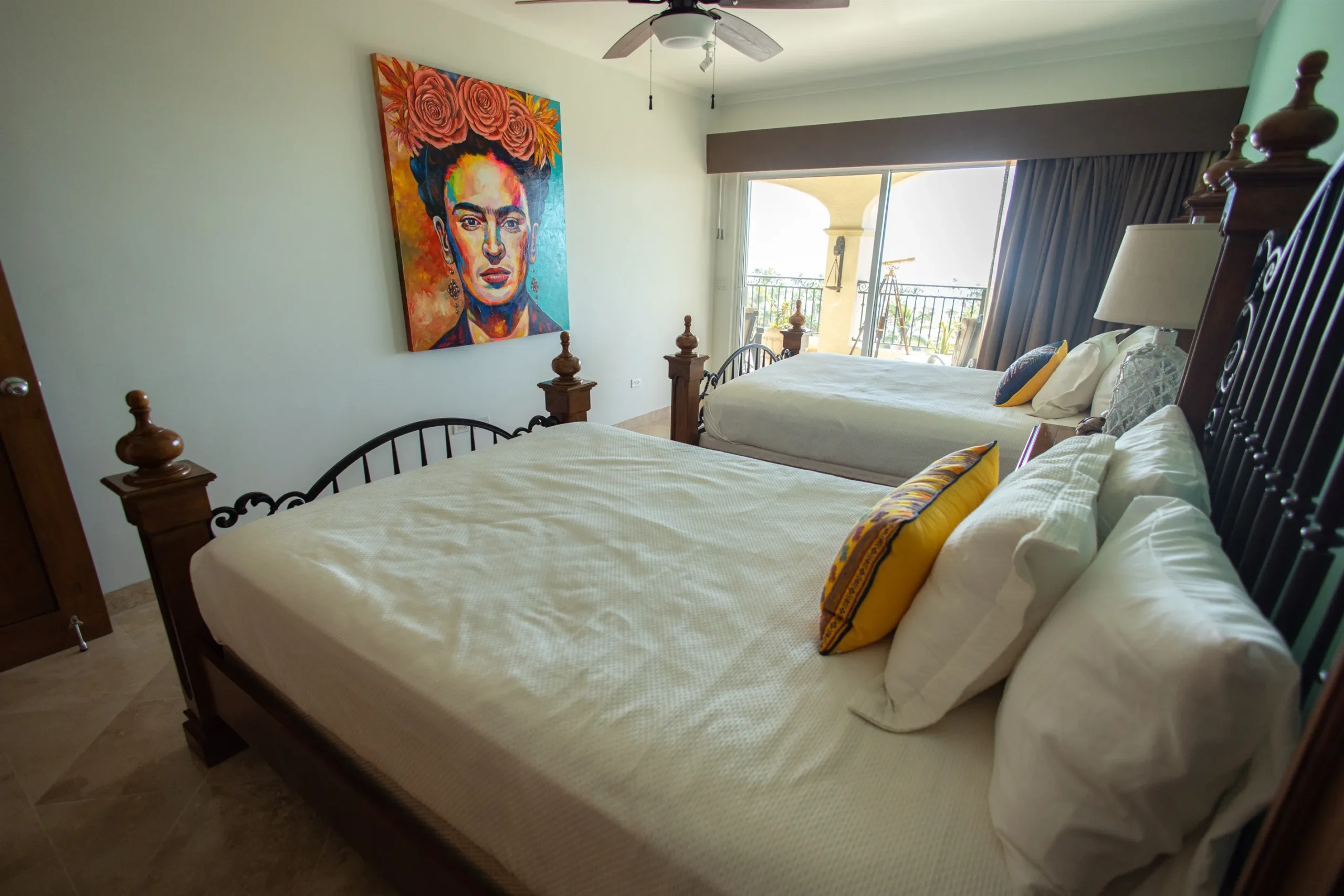Beachfront Penthouse 15