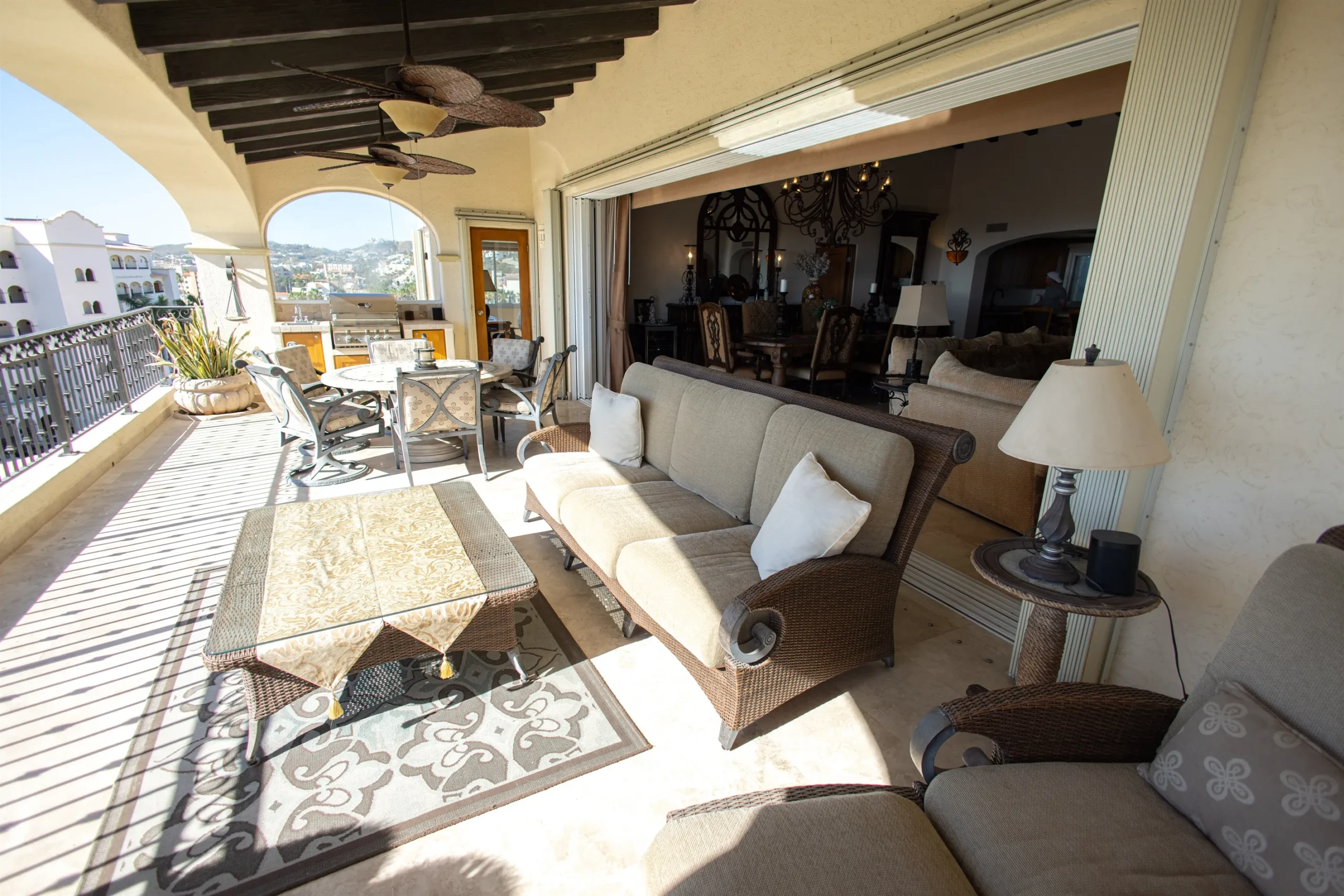 Beachfront Penthouse 19