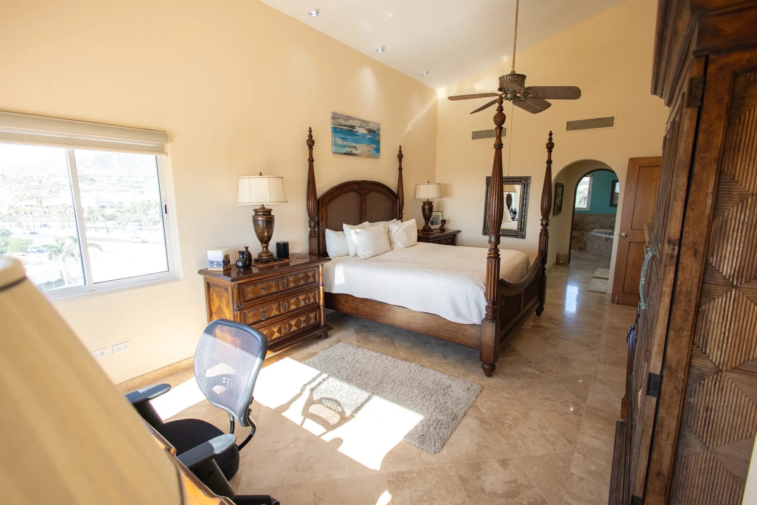Beachfront Penthouse 9