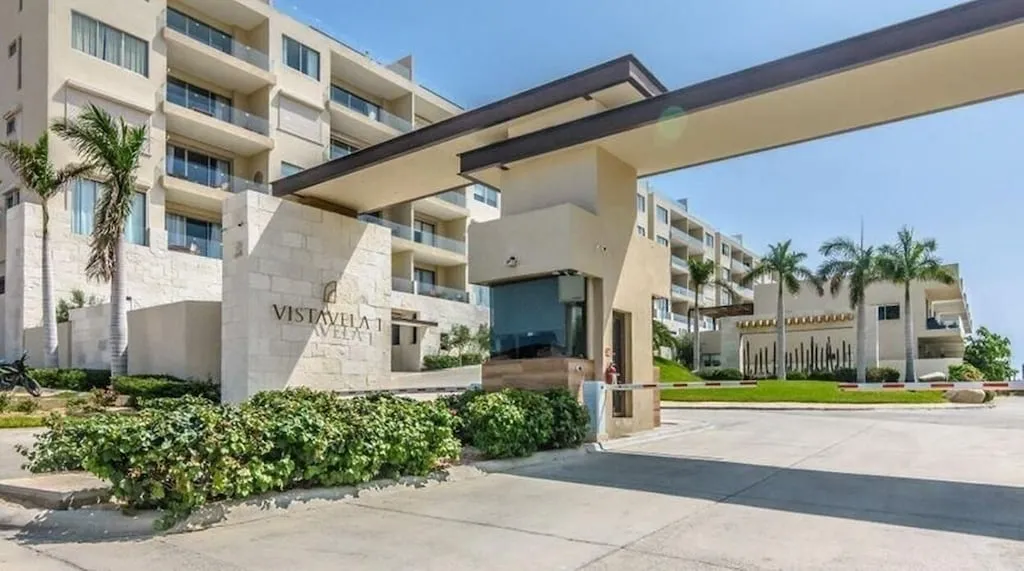 Oceanview Penthouse 13