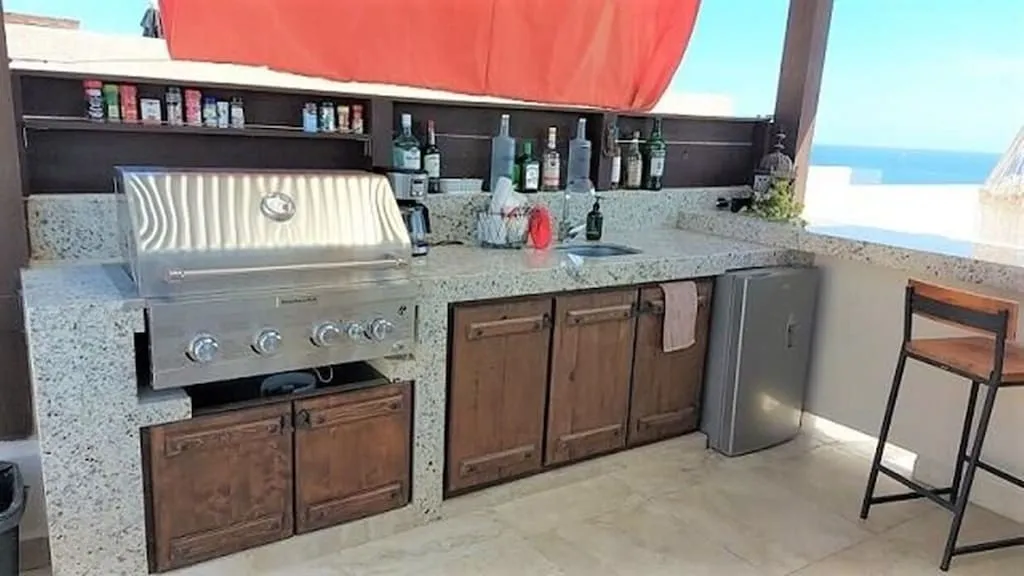 Oceanview Penthouse 3