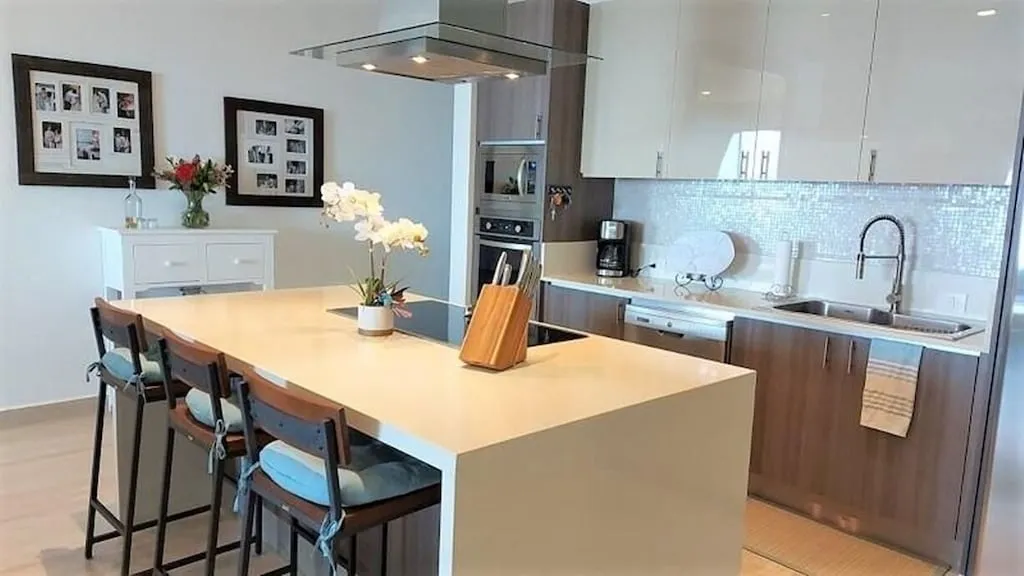 Oceanview Penthouse 6