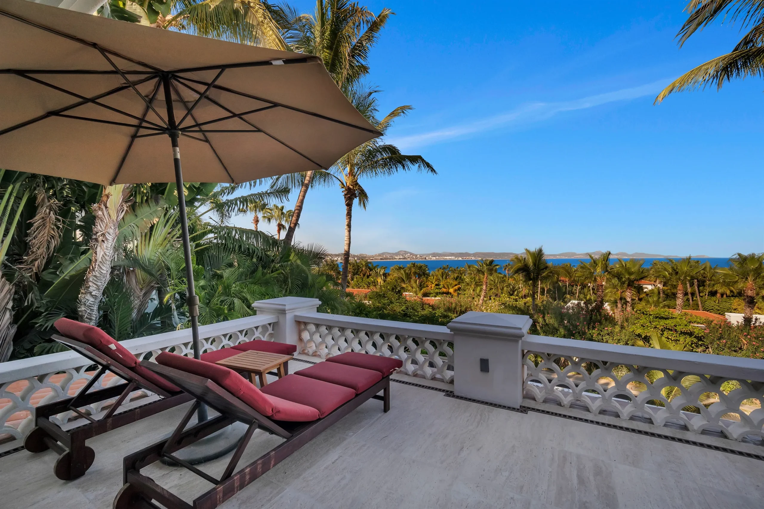 Next To Beach Palmilia Property 8