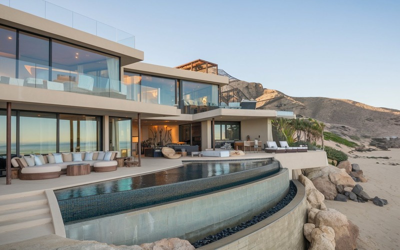How to Book Beachfront Vacation Homes in Los Cabos [2025]