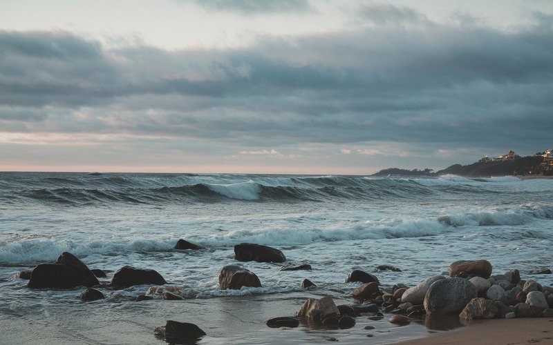 What Months Should I Avoid for Los Cabos Rentals
